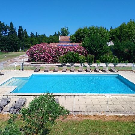Les Gites Du Mas Canillac Châteaurenard Exterior photo